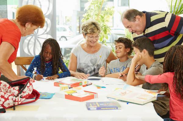 Lernclub und Kinderbuchlesung am Schöpfwerk